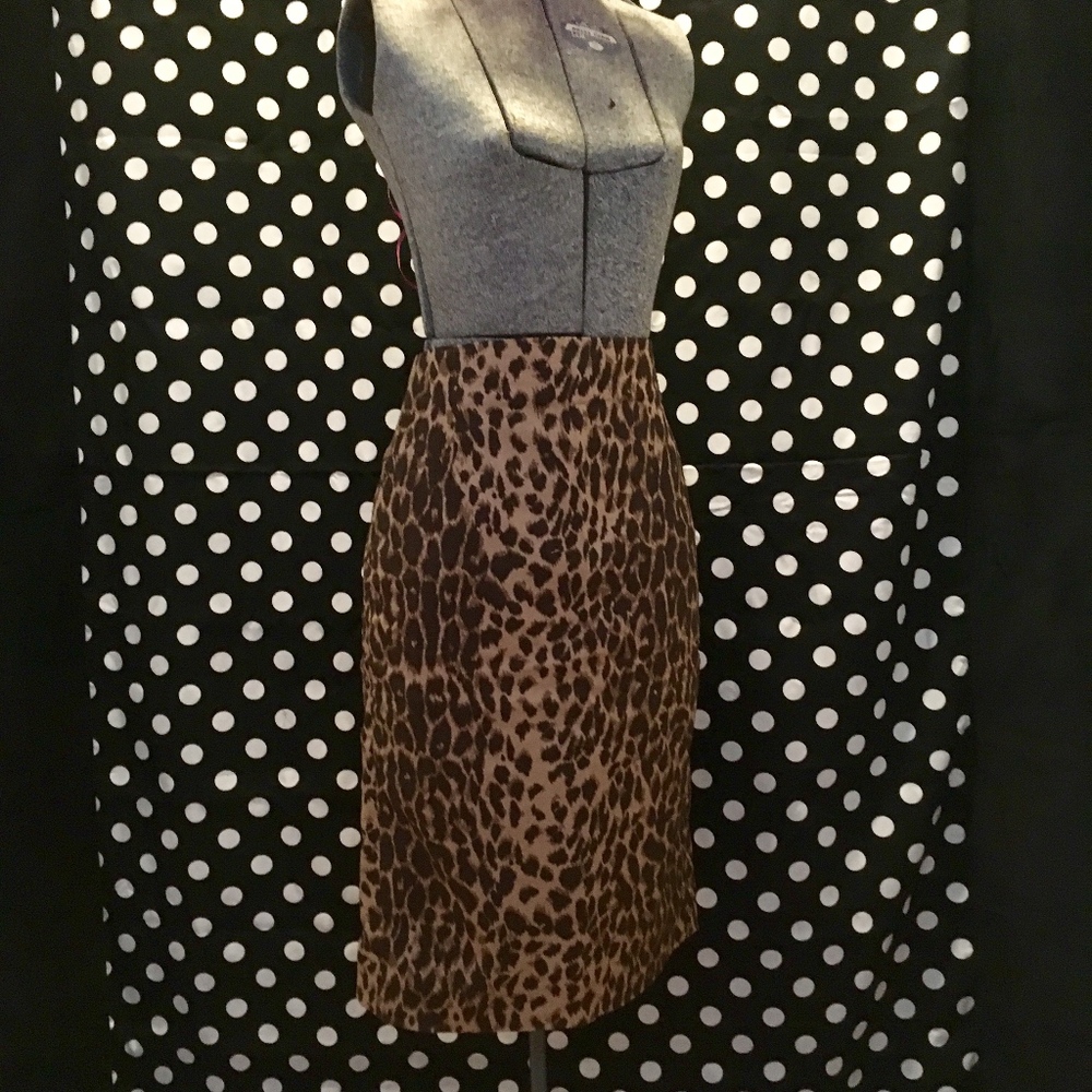 EXPRESS LEOPARD SKIRT // Brown // Tan